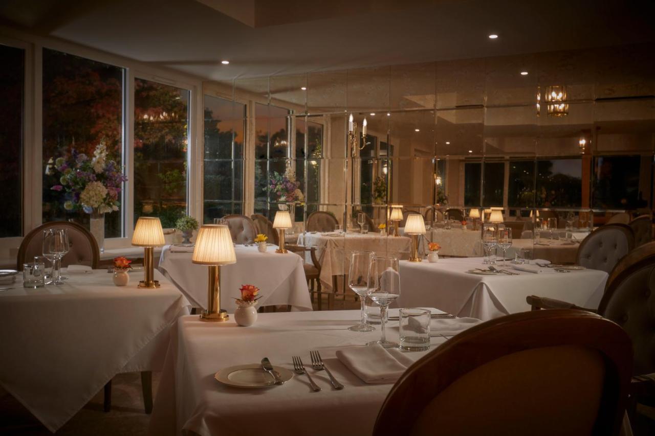Bathen House Boutique Hotel Экстерьер фото The dining room at the River Cafe